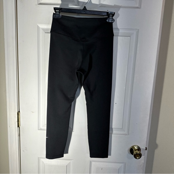 Nike One Women’s sz S Black Mid Rise Crop Training Tights Leggings BV0001-010 - Picture 2 of 11